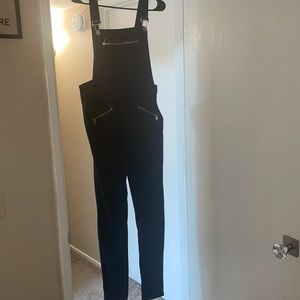 Black full length pant overall zipper front pocket